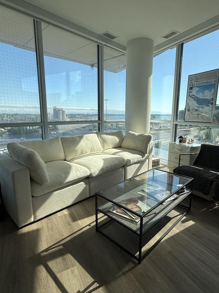 Gallery photos for Revitalize Your Toronto Condo with Shine: Image #2
