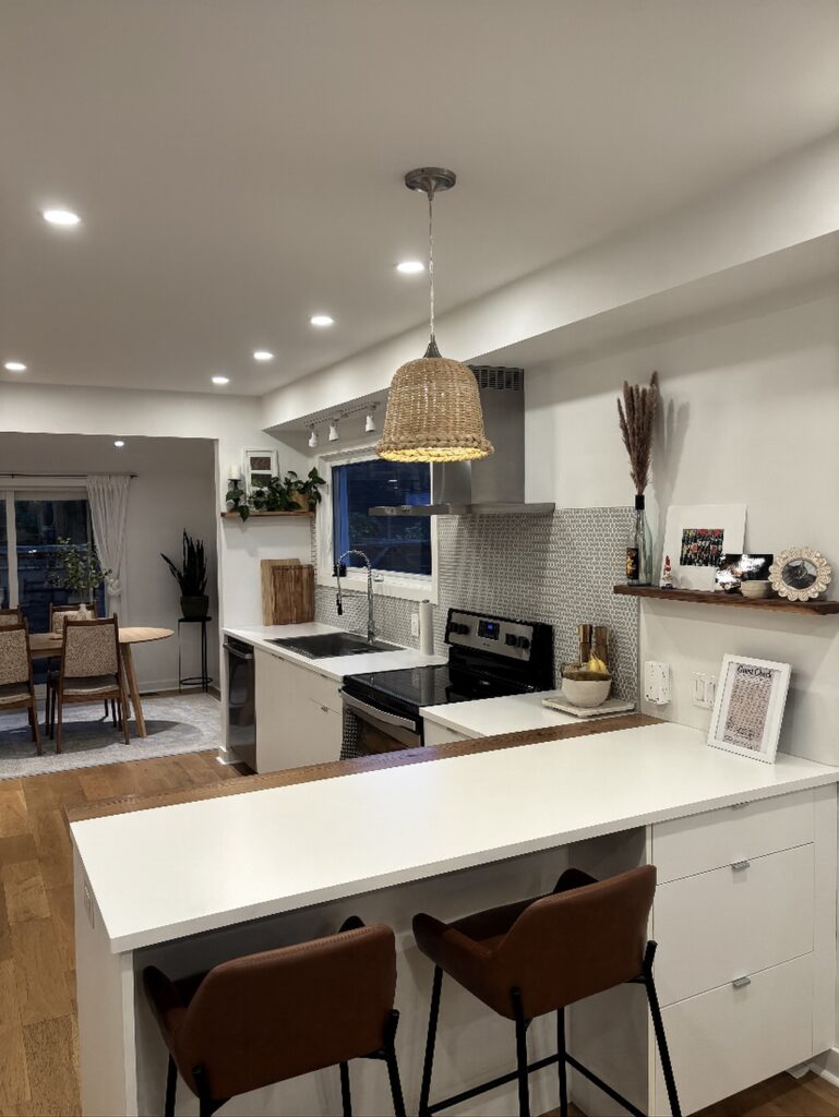 Kitchen cleaning service in Toronto with spotless countertops and polished surfaces