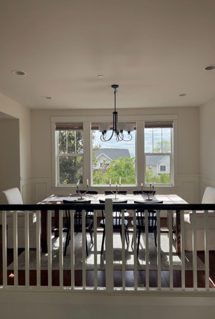 Recurring home cleaning service in Toronto house with professionally maintained living space